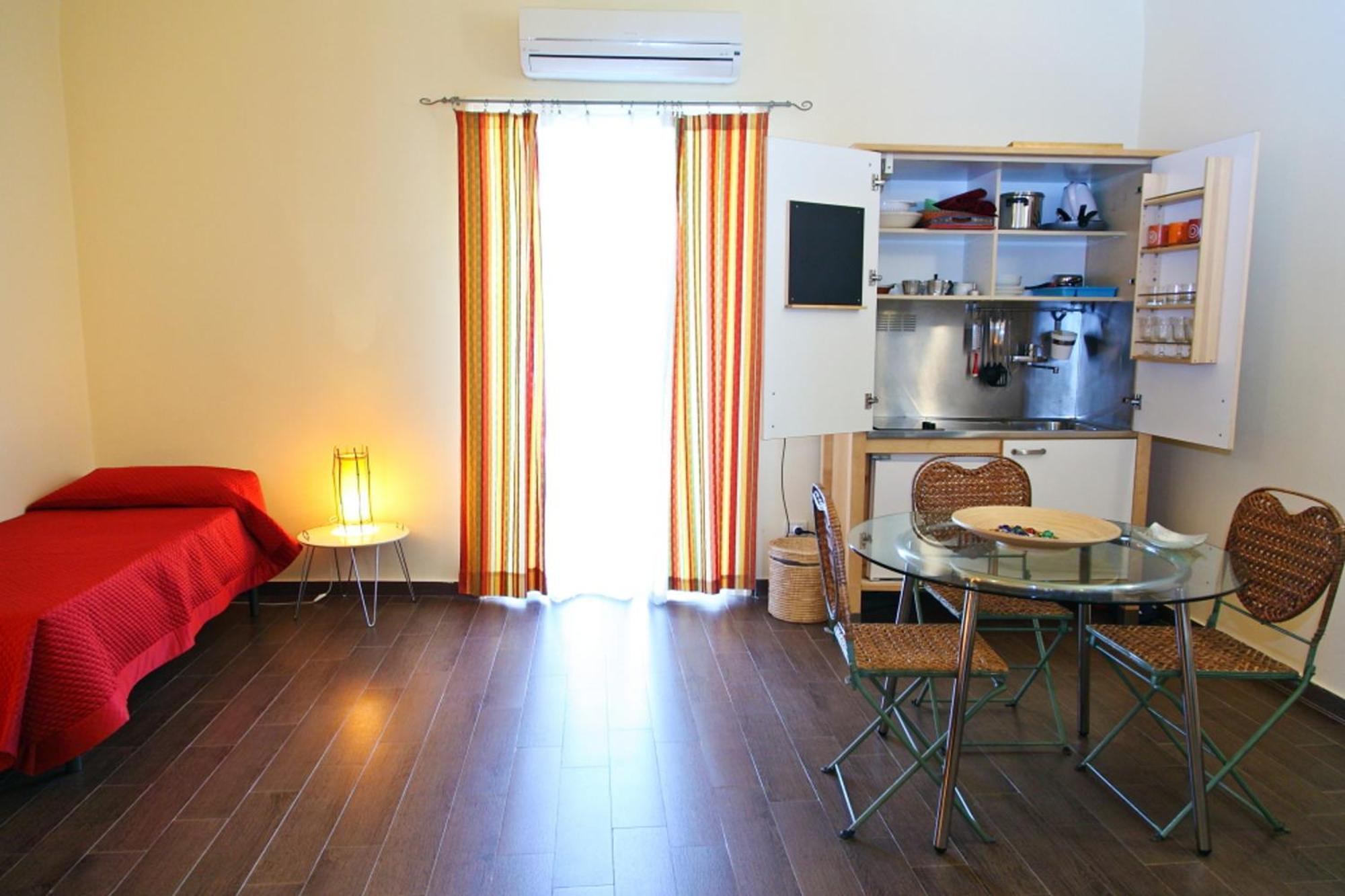 Porto Salvo Apartments - By Vacation Service تْشيفالو الغرفة الصورة