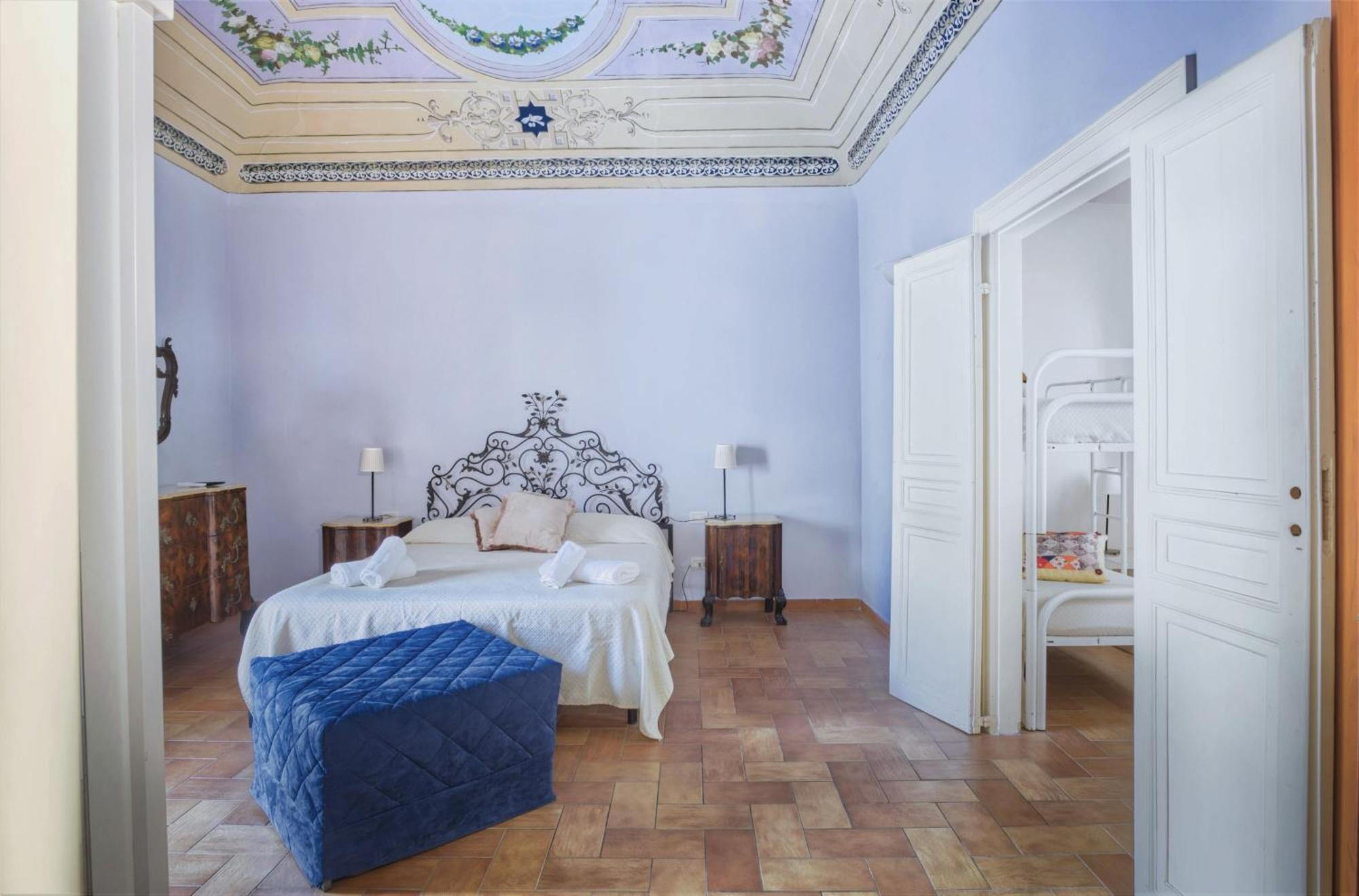 Porto Salvo Apartments - By Vacation Service تْشيفالو الغرفة الصورة