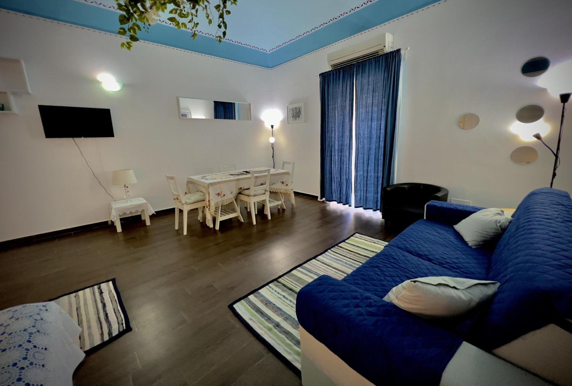 Porto Salvo Apartments - By Vacation Service تْشيفالو الغرفة الصورة
