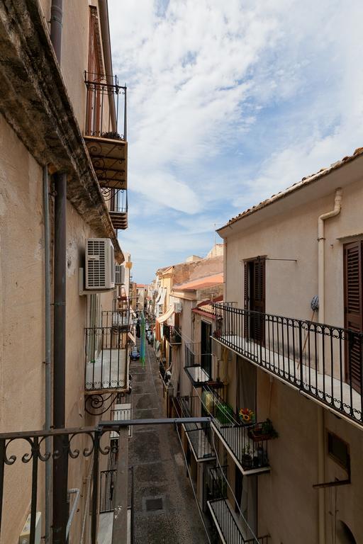 Porto Salvo Apartments - By Vacation Service تْشيفالو المظهر الخارجي الصورة