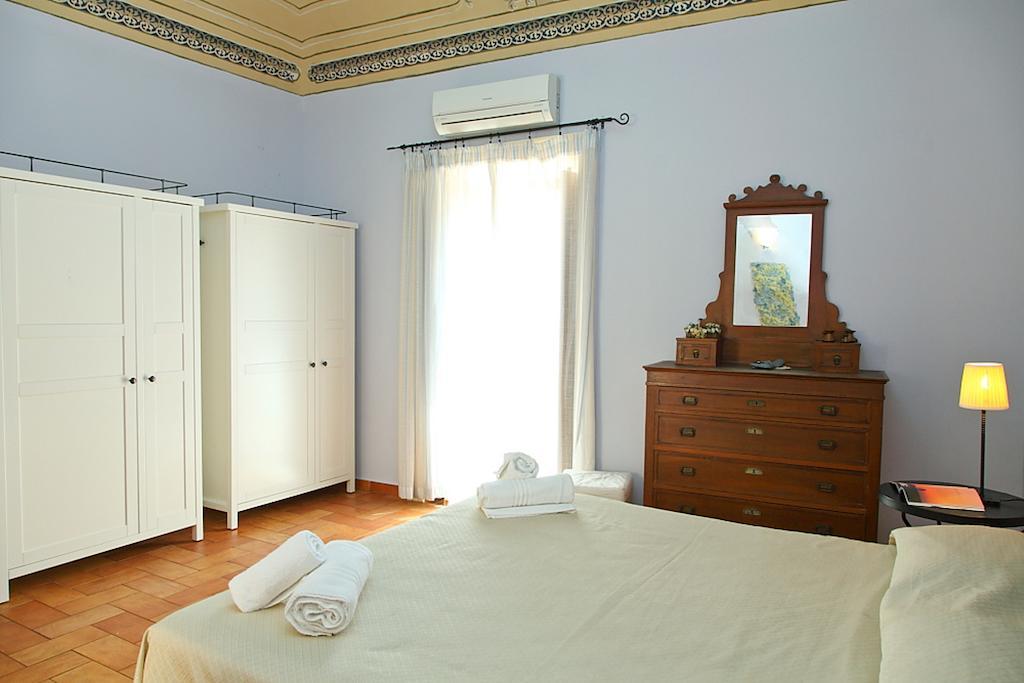 Porto Salvo Apartments - By Vacation Service تْشيفالو المظهر الخارجي الصورة